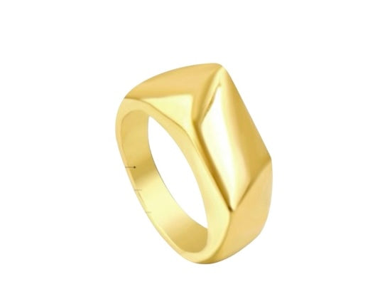 Lyra ring